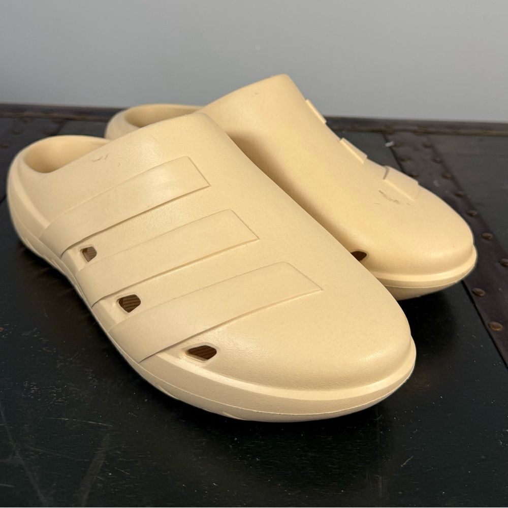 Adidas Adicane Clogs Slides Sandals Woman’s 8 Sand Strata HQ9916 Beige